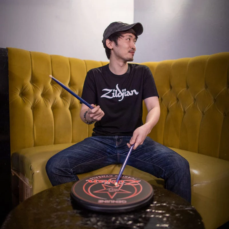 5A Chroma Silver Drumsticks - Image 4